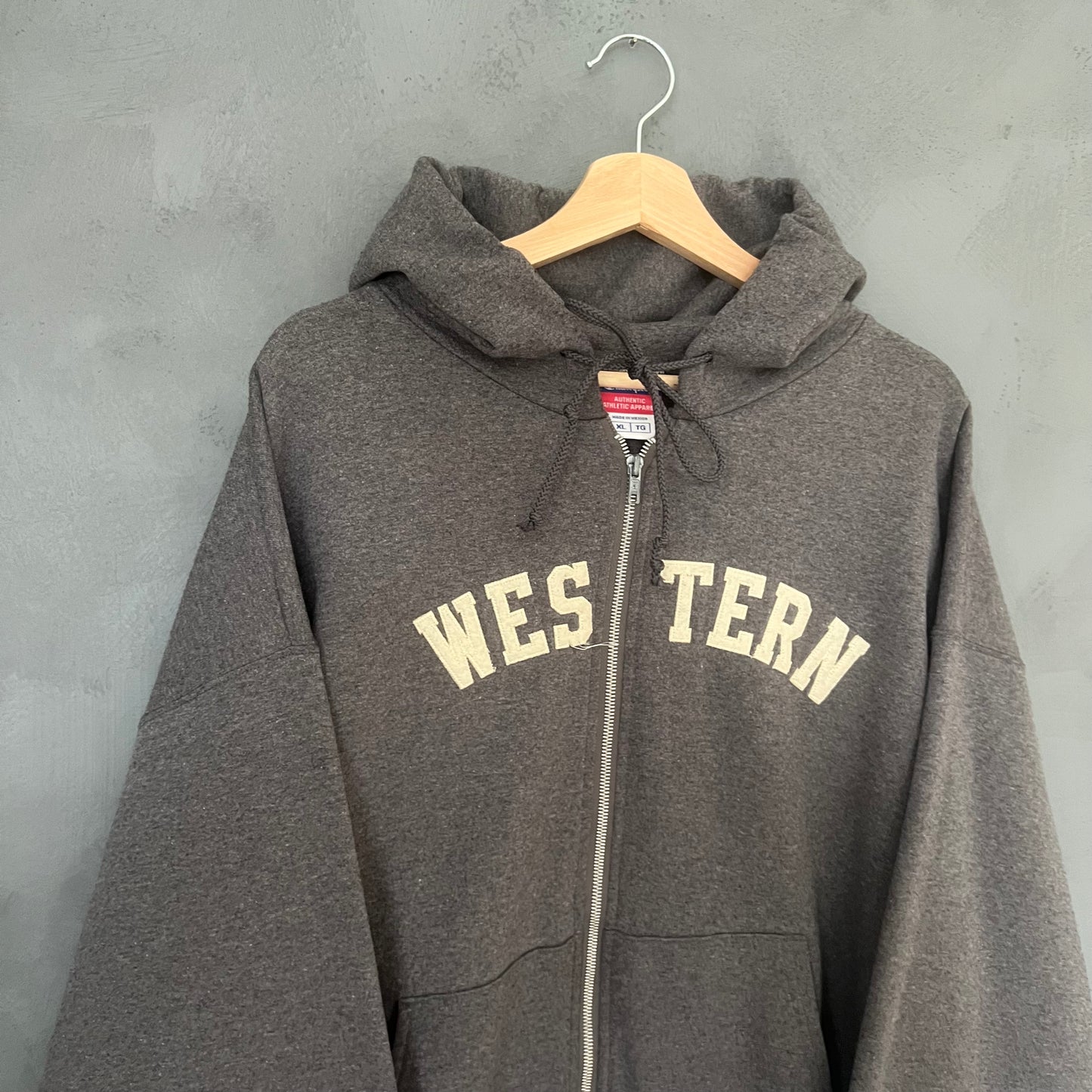 Champion Western Zip-up Hoodie (XL)