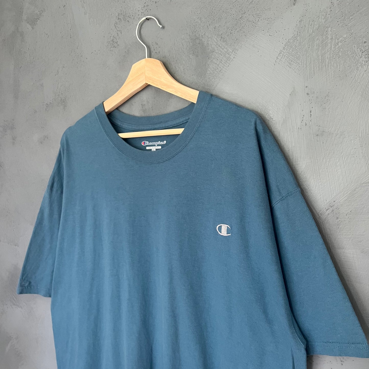 Champion Logo T-shirt (XL)