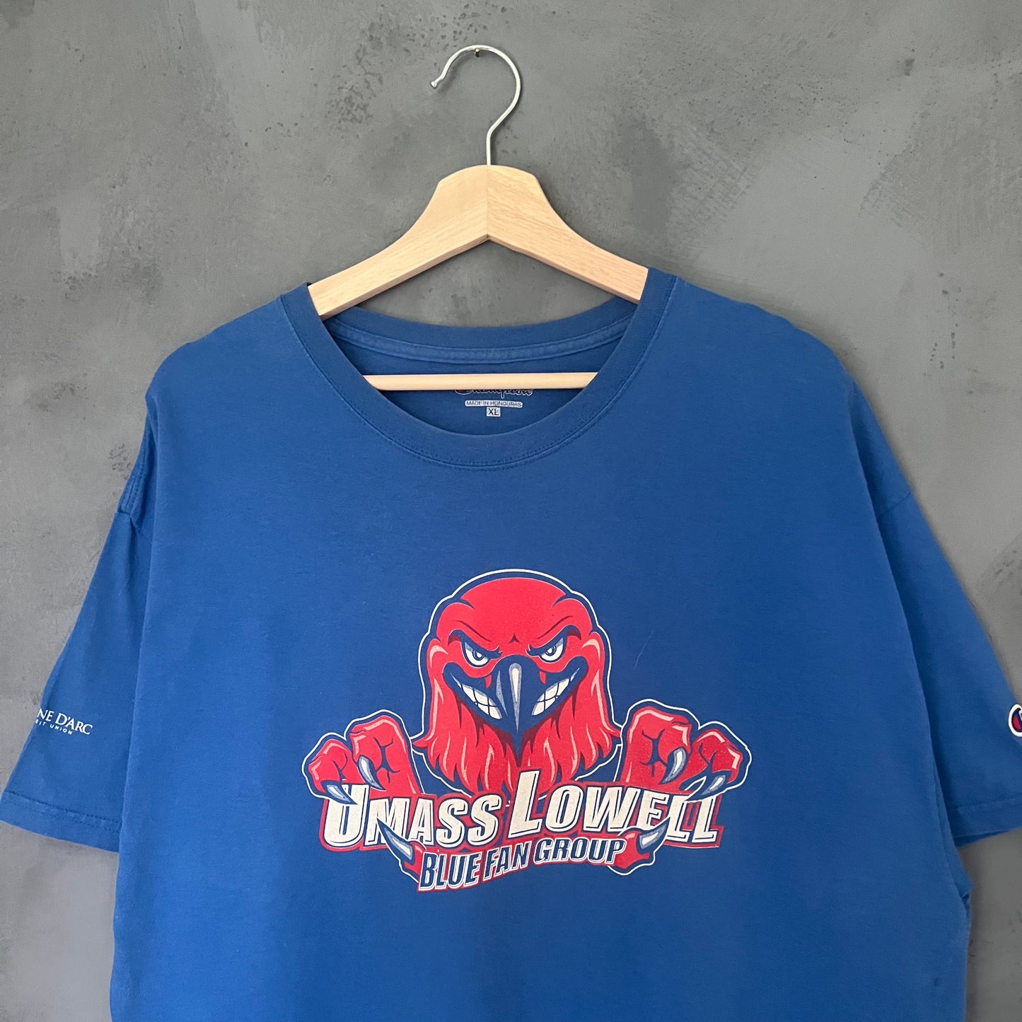 Champion Umass Lowell T-shirt (XL)