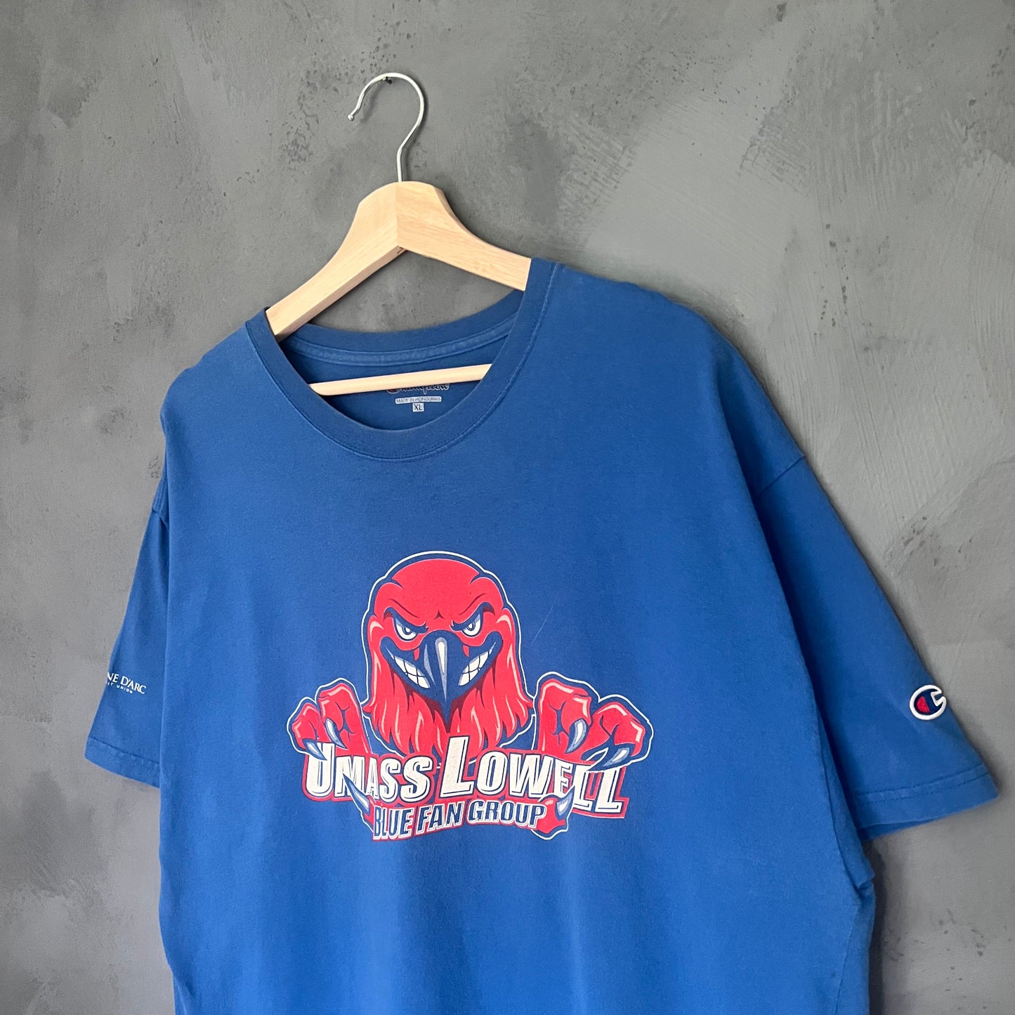 Champion Umass Lowell T-shirt (XL)