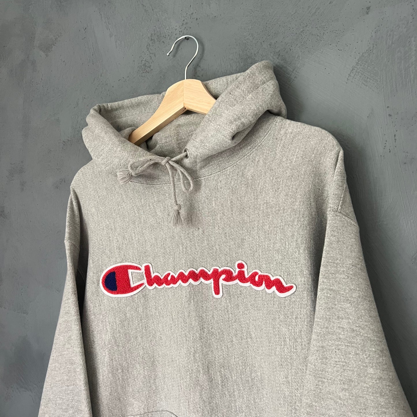 Champion Spellout Hoodie (L)