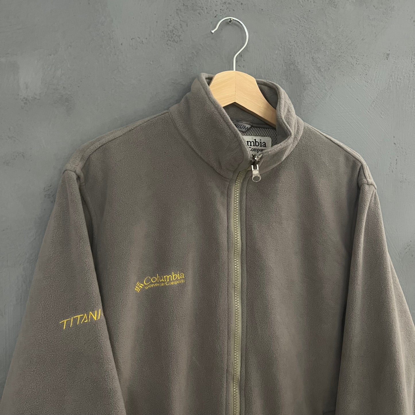 Columbia Titanium Zip-up FLeece (L)