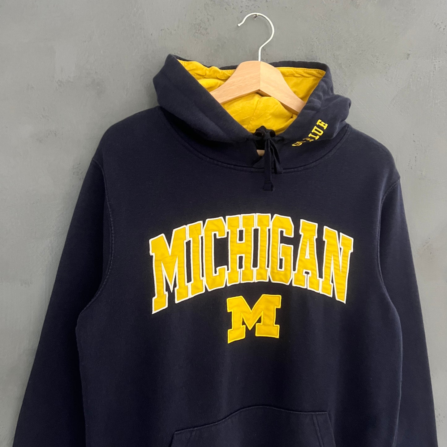 Michigan University Hoodie (S)