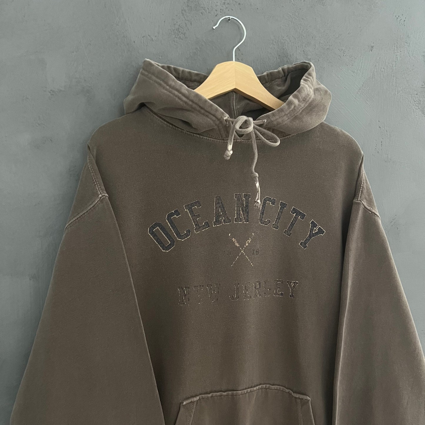 Ocean City Hoodie (L)