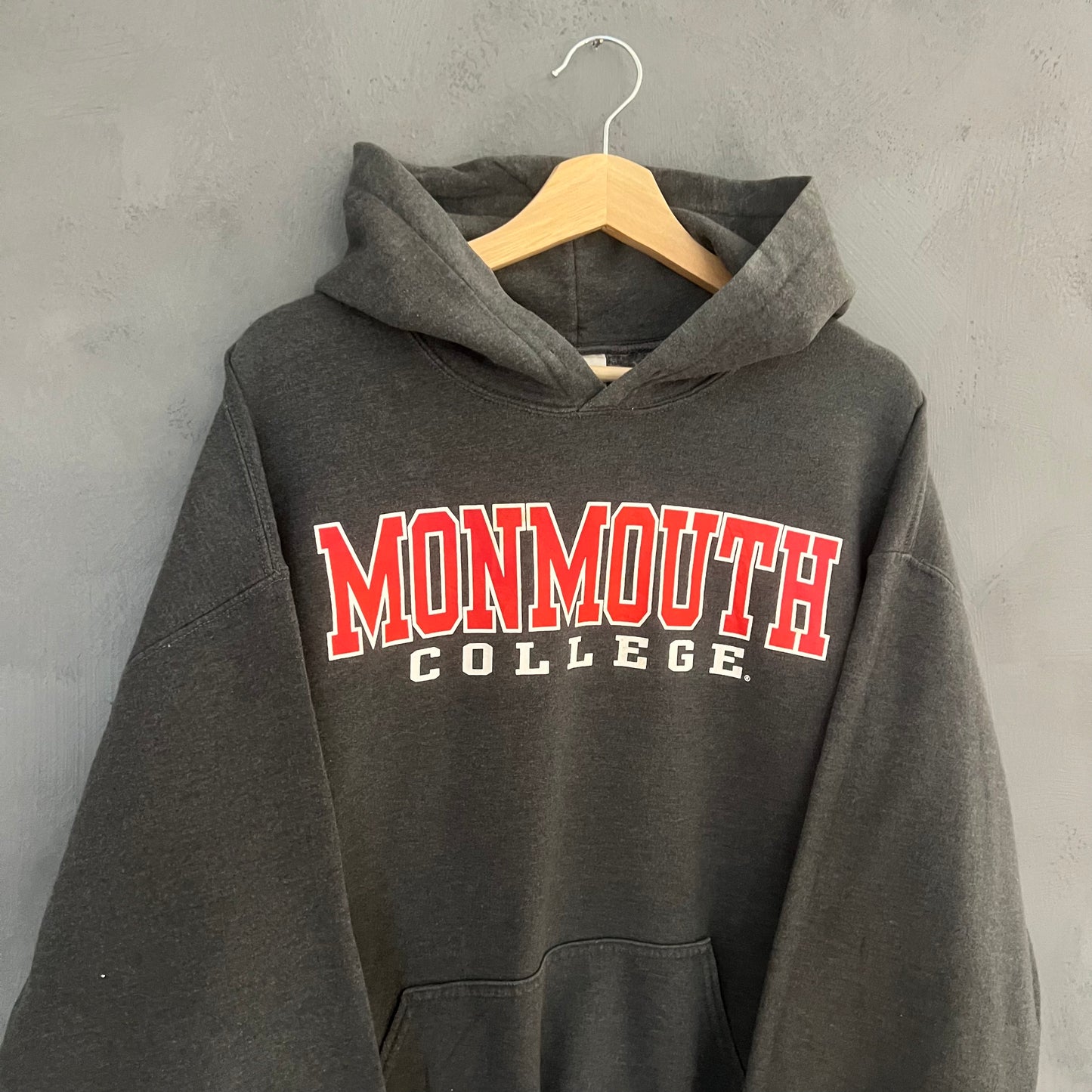 Monmouth Gildan Hoodie (L)