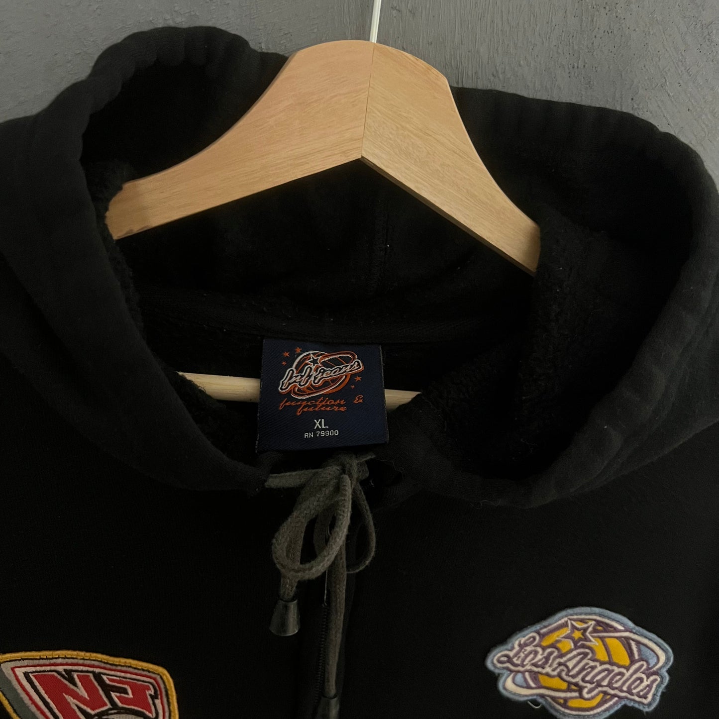 2003 Basketball Champions Hoodie (XL)