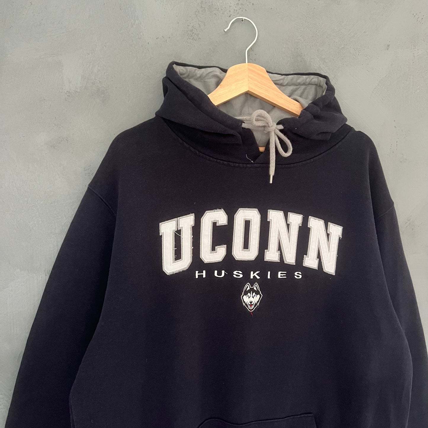 Uconn Huskies Hoodie (L)