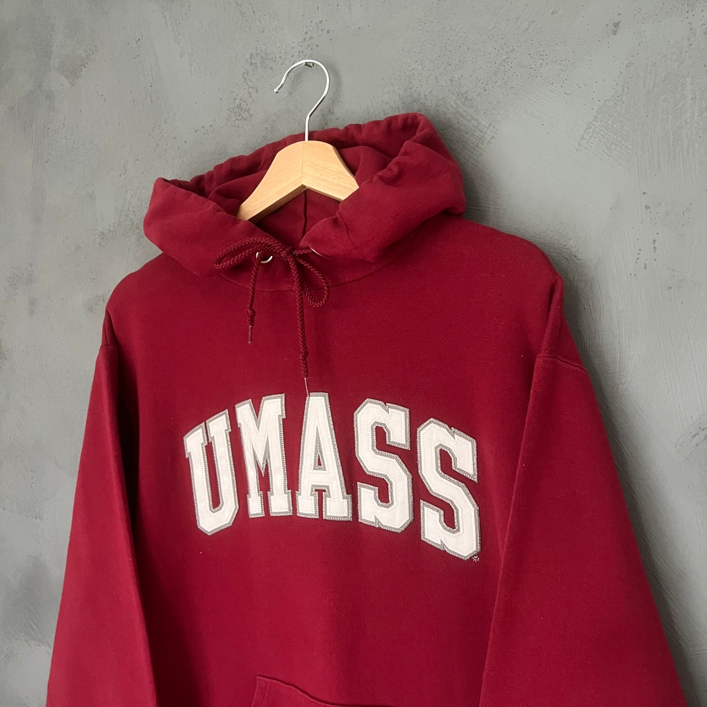 Champion UMASS Hoodie (M)