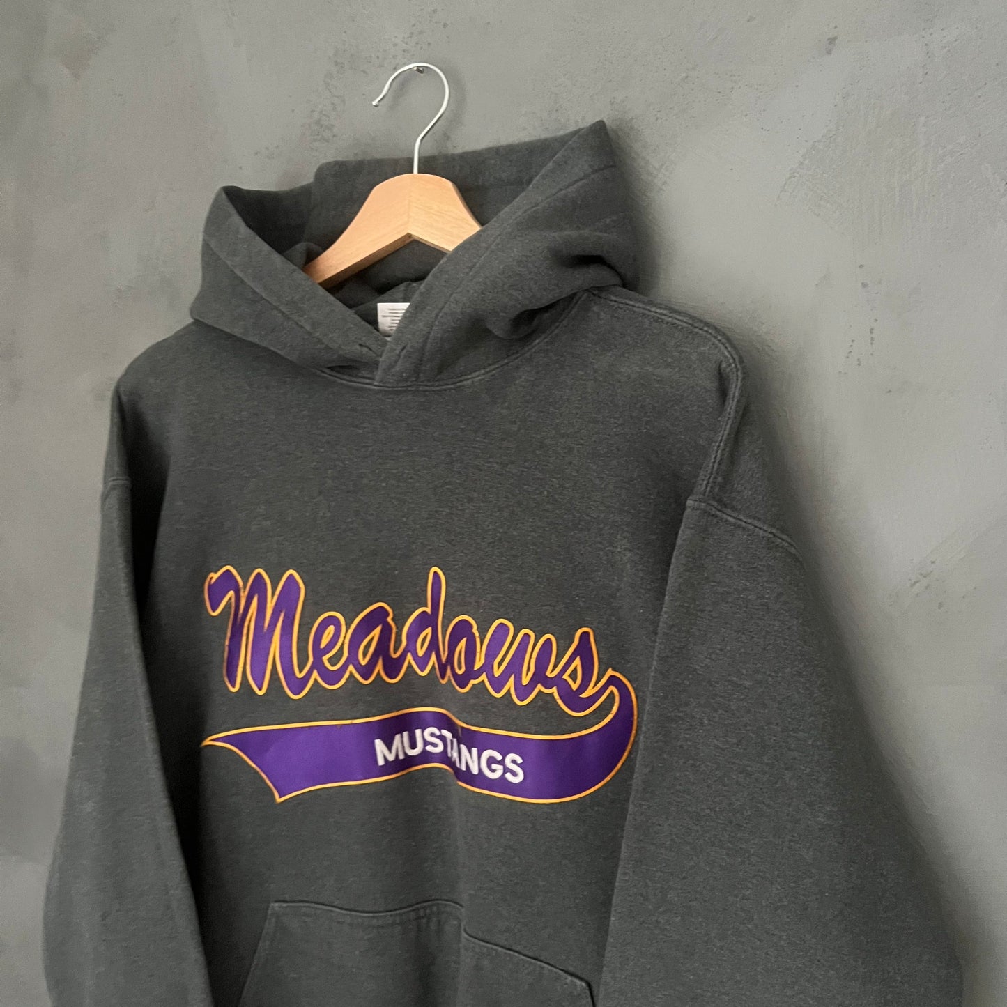 Gildan Meadows Mustangs Hoodie (M)