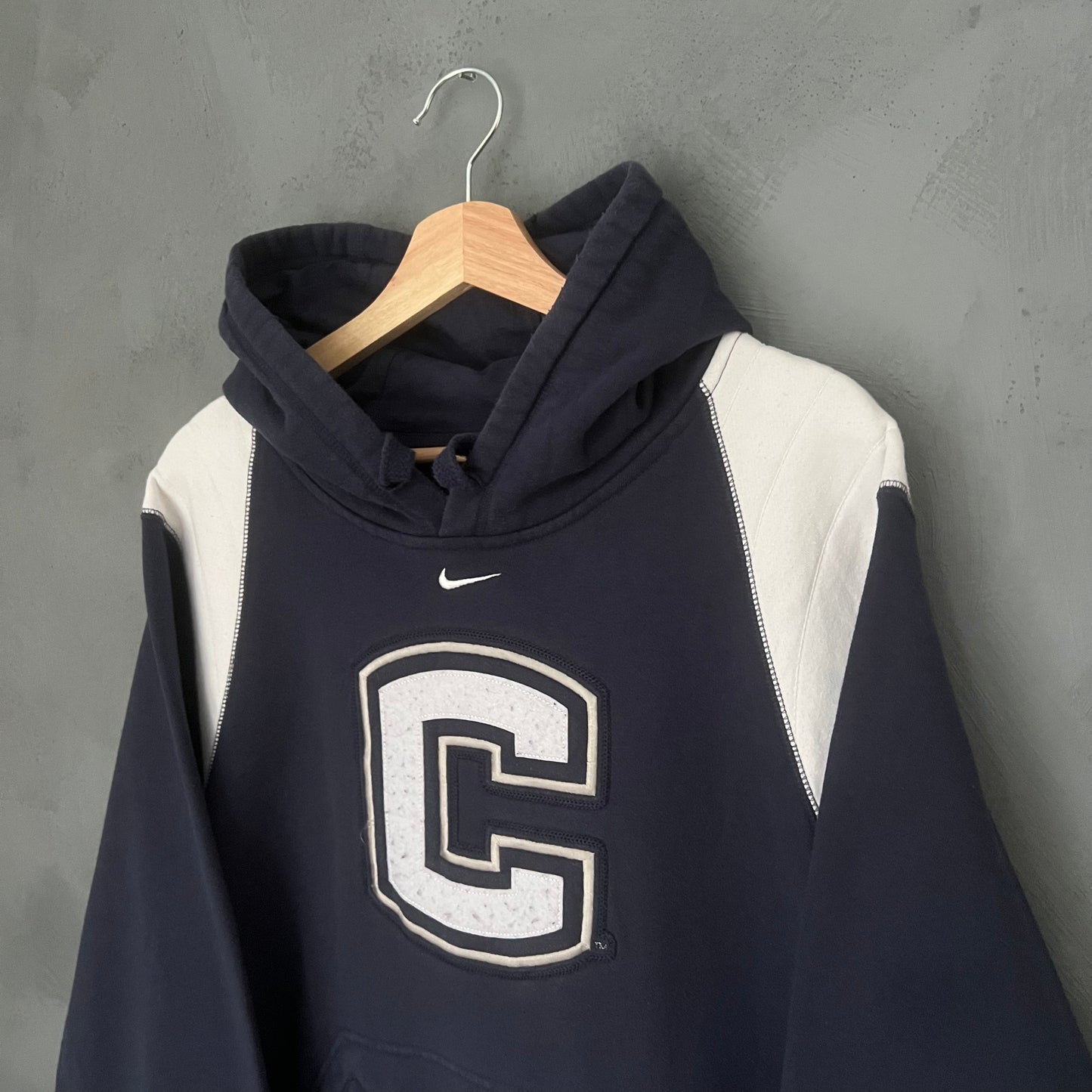 Nike Uconn Hoodie (L)