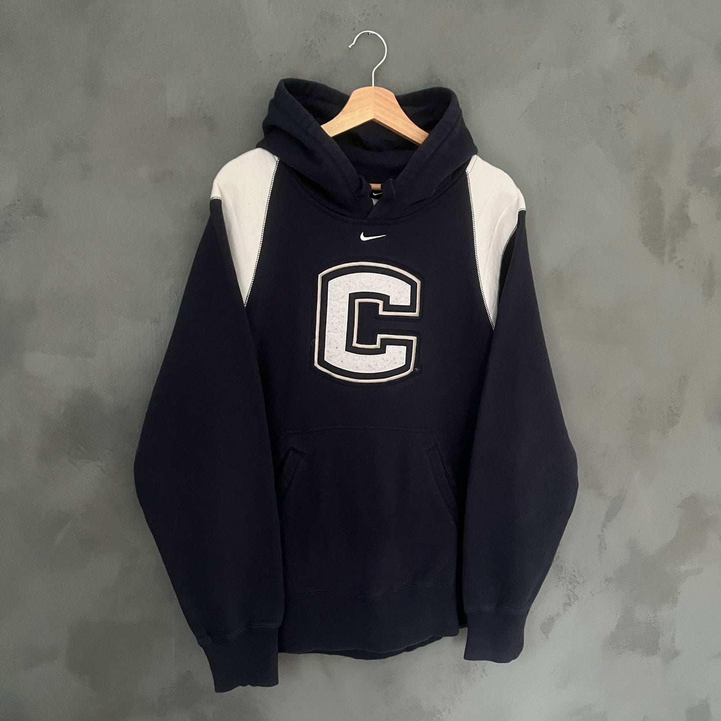 Nike Uconn Hoodie (L)