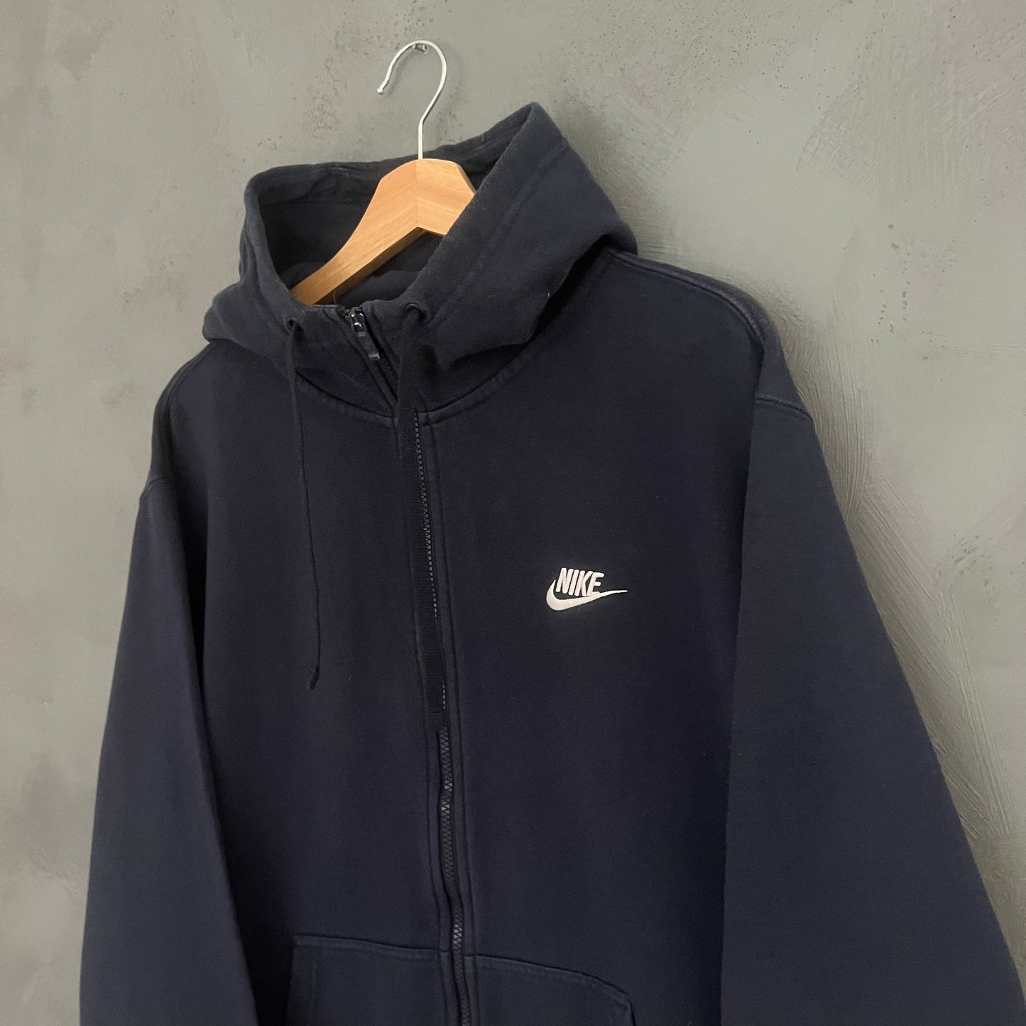 Nike Logo Zip-up Hoodie (XL)